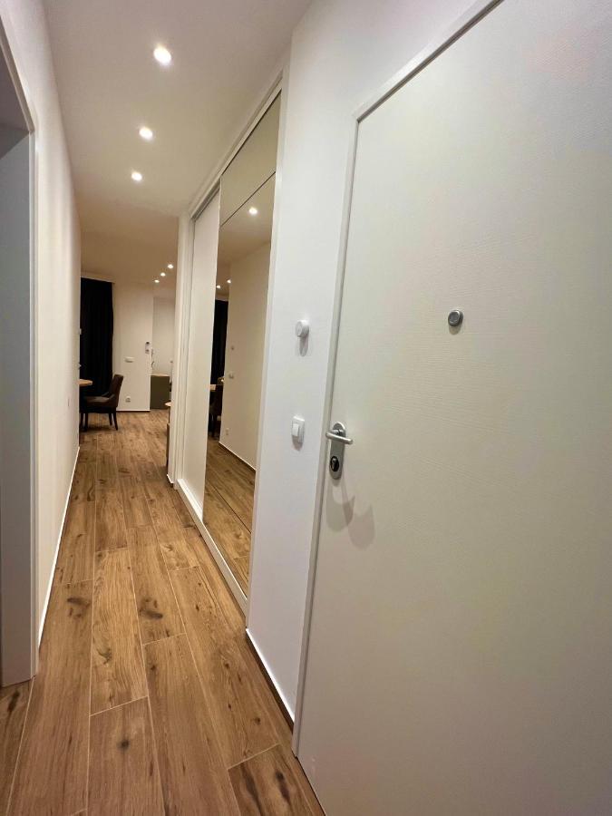 Vila Zrina - Apartmani Trogir Zewnętrze zdjęcie
