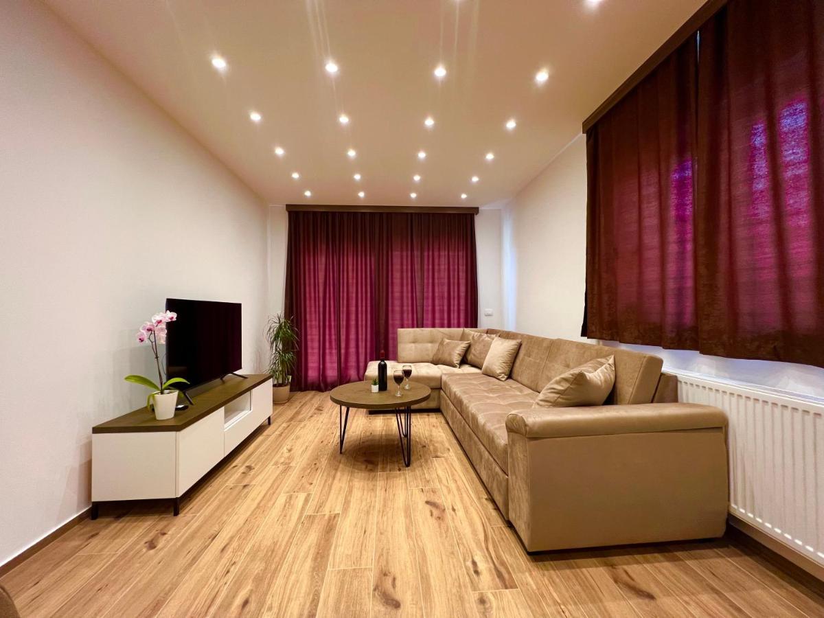 Vila Zrina - Apartmani Trogir Zewnętrze zdjęcie
