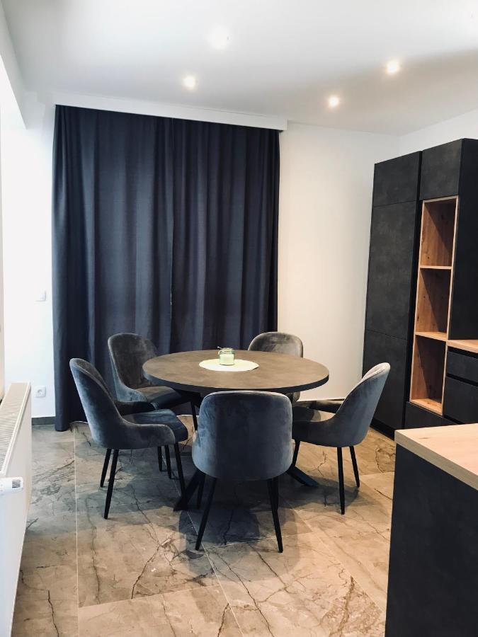 Vila Zrina - Apartmani Trogir Zewnętrze zdjęcie