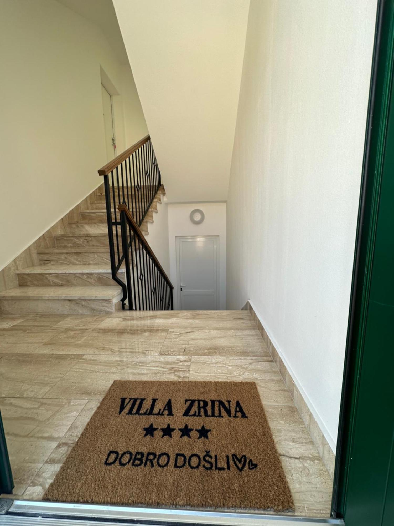 Vila Zrina - Apartmani Trogir Zewnętrze zdjęcie
